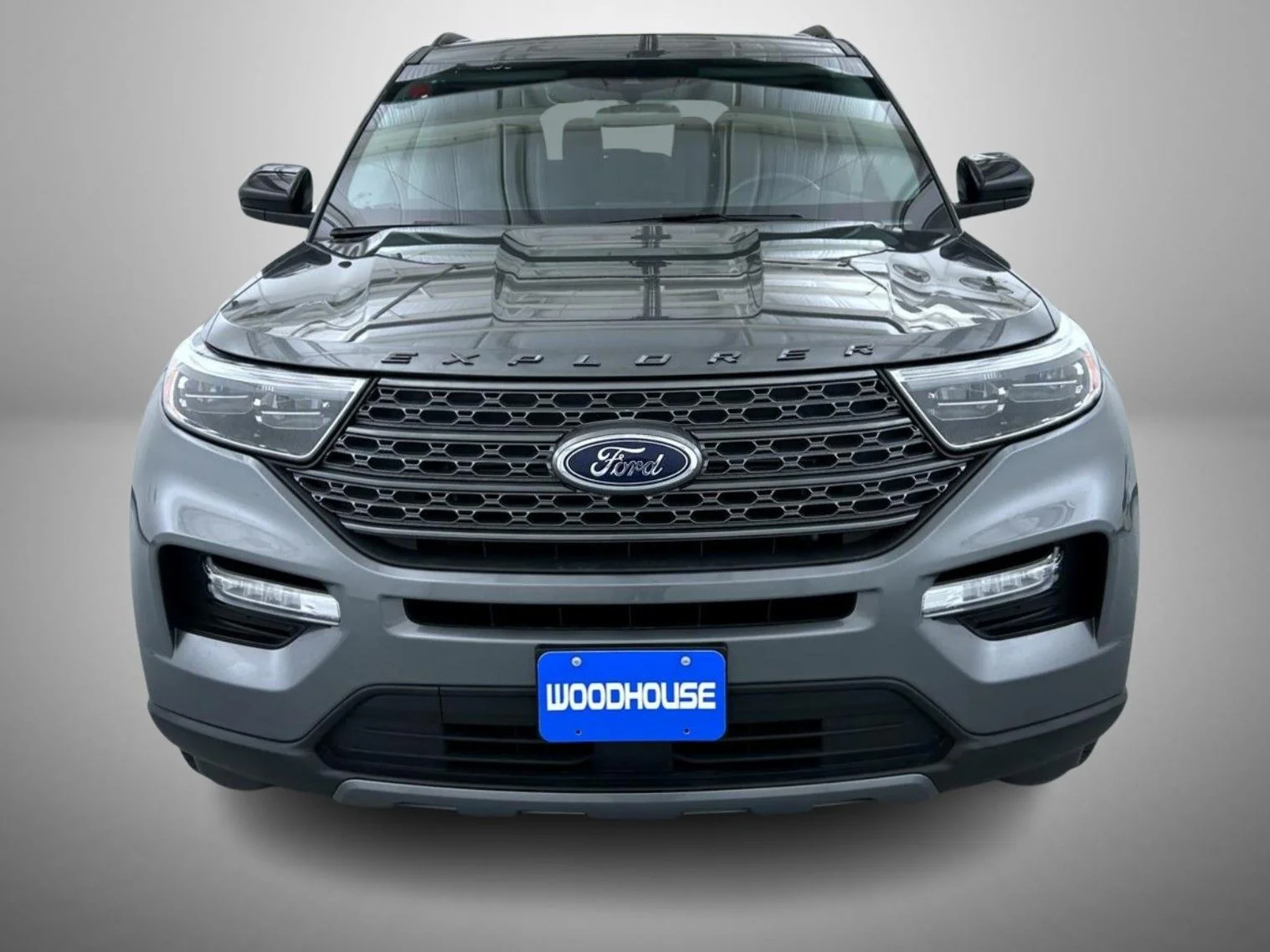 Used 2023 Gray Ford XLT image 2