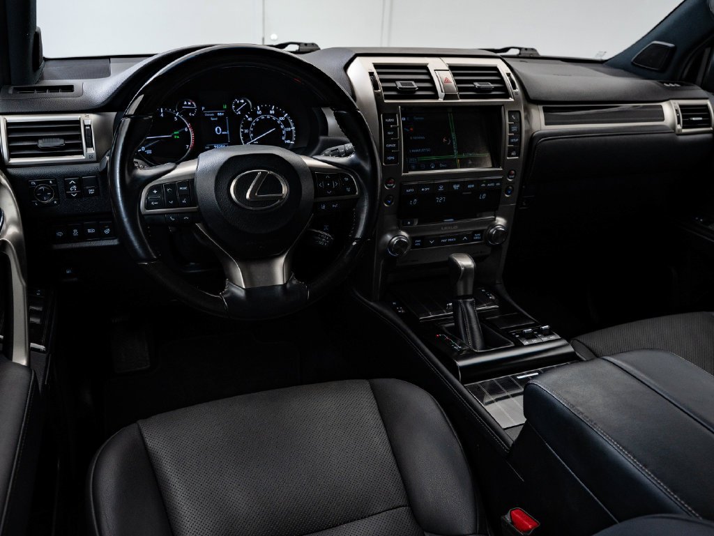 Used 2021 Black Lexus 460 image 4