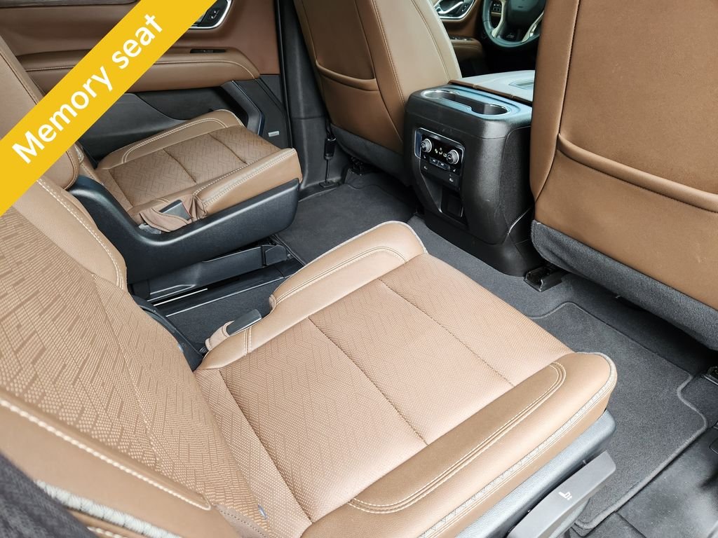Used 2023 Black Chevrolet High Country image 21