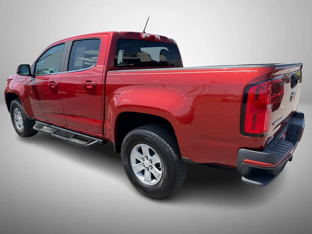 Used 2016 Red Chevrolet Work Truck image 4