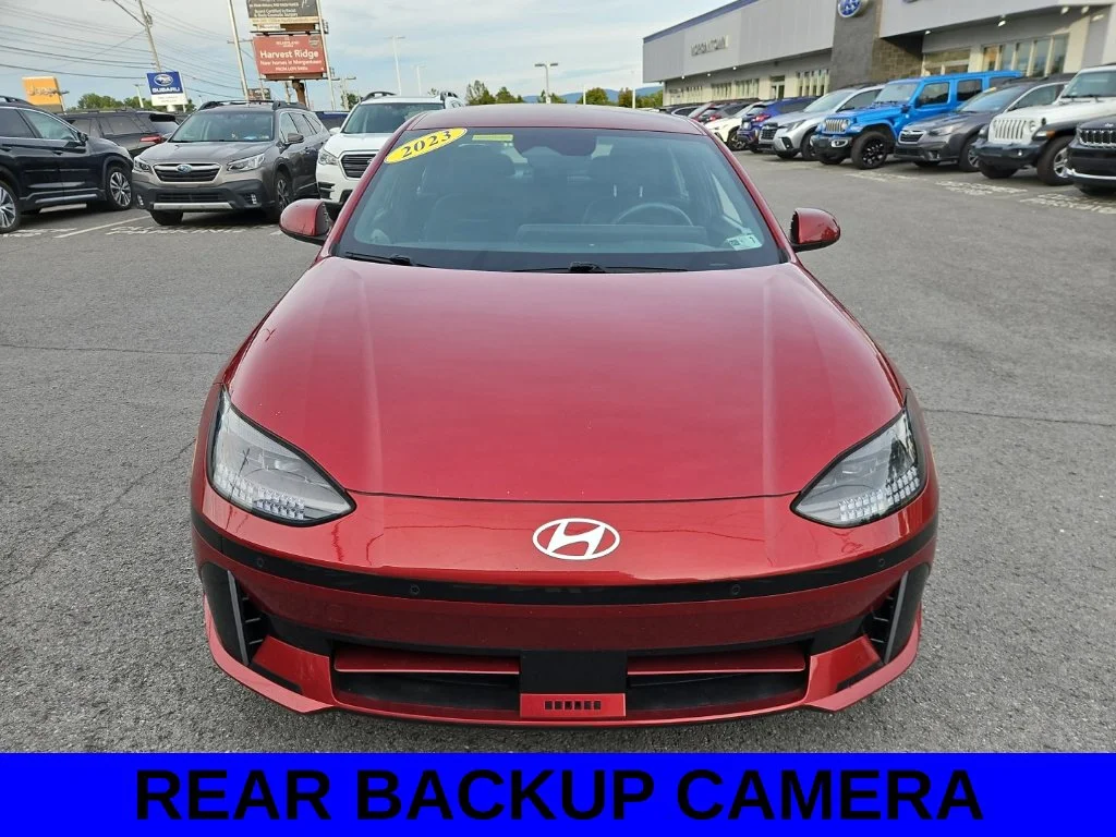 Used 2023 Red Hyundai SEL image 9