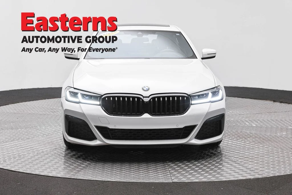 Used 2023 White BMW 530i image 2