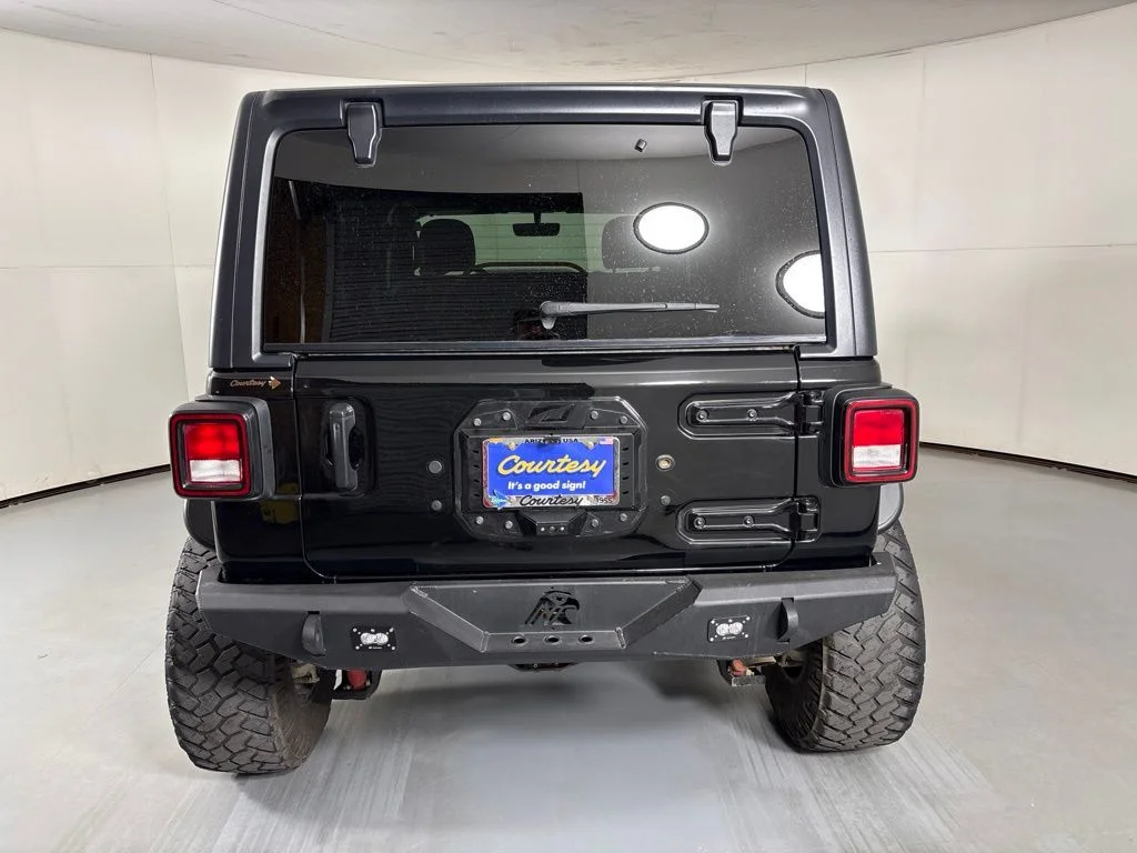 Used 2021 Black Jeep Unlimited Rubicon image 7