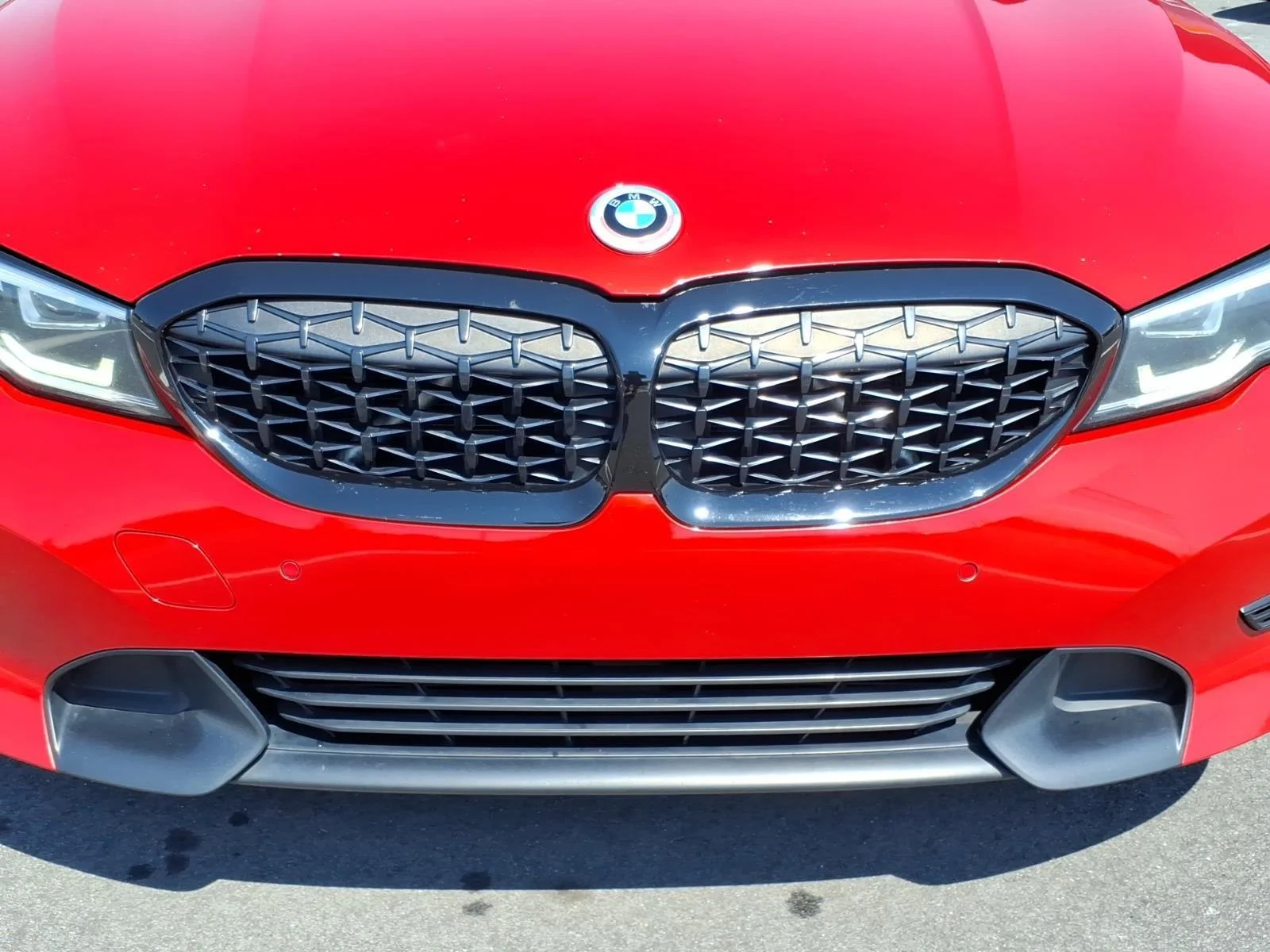 Used 2019 Melbourne Red Metallic BMW 330i image 15