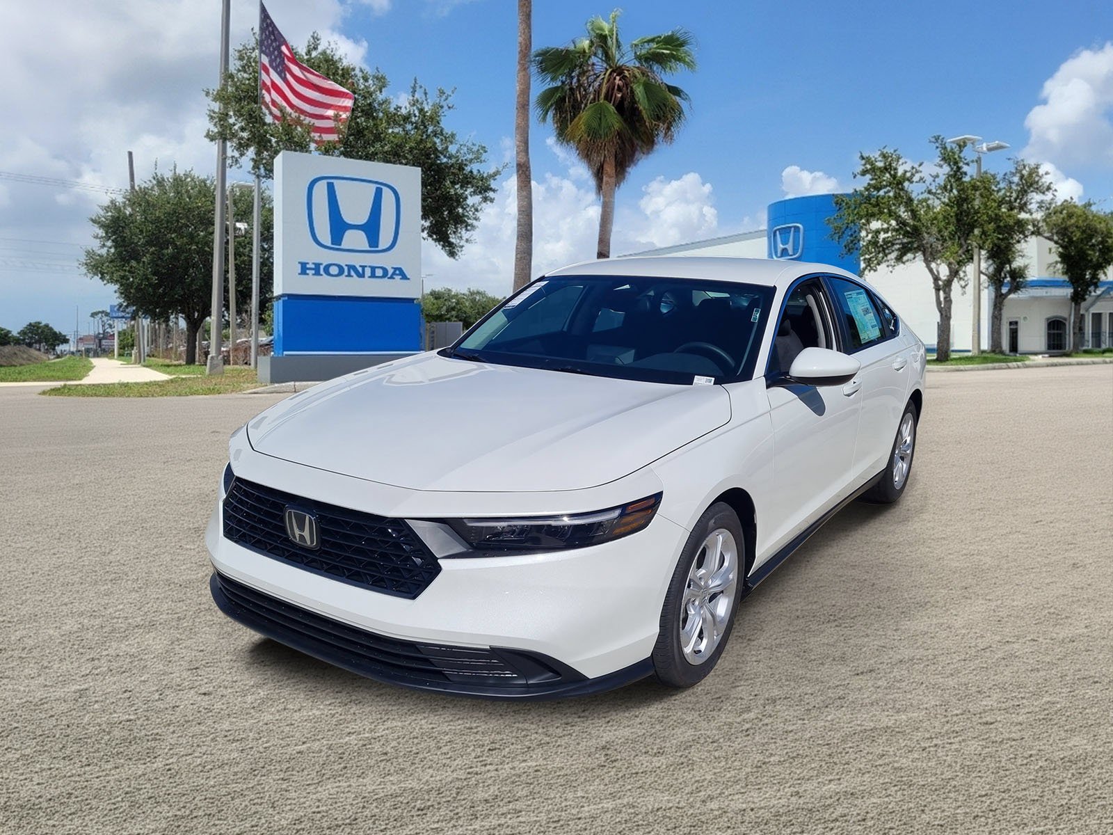 New 2026 Platinum White Pearl Honda LX image 4
