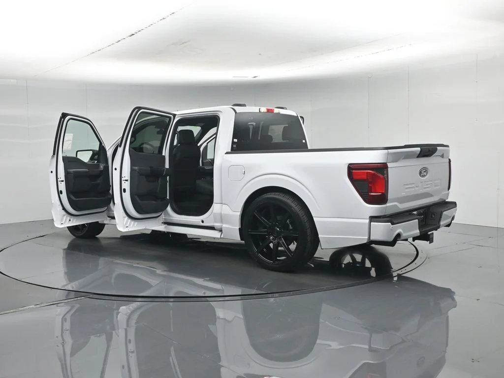 New 2026 Oxford White Ford STX image 32
