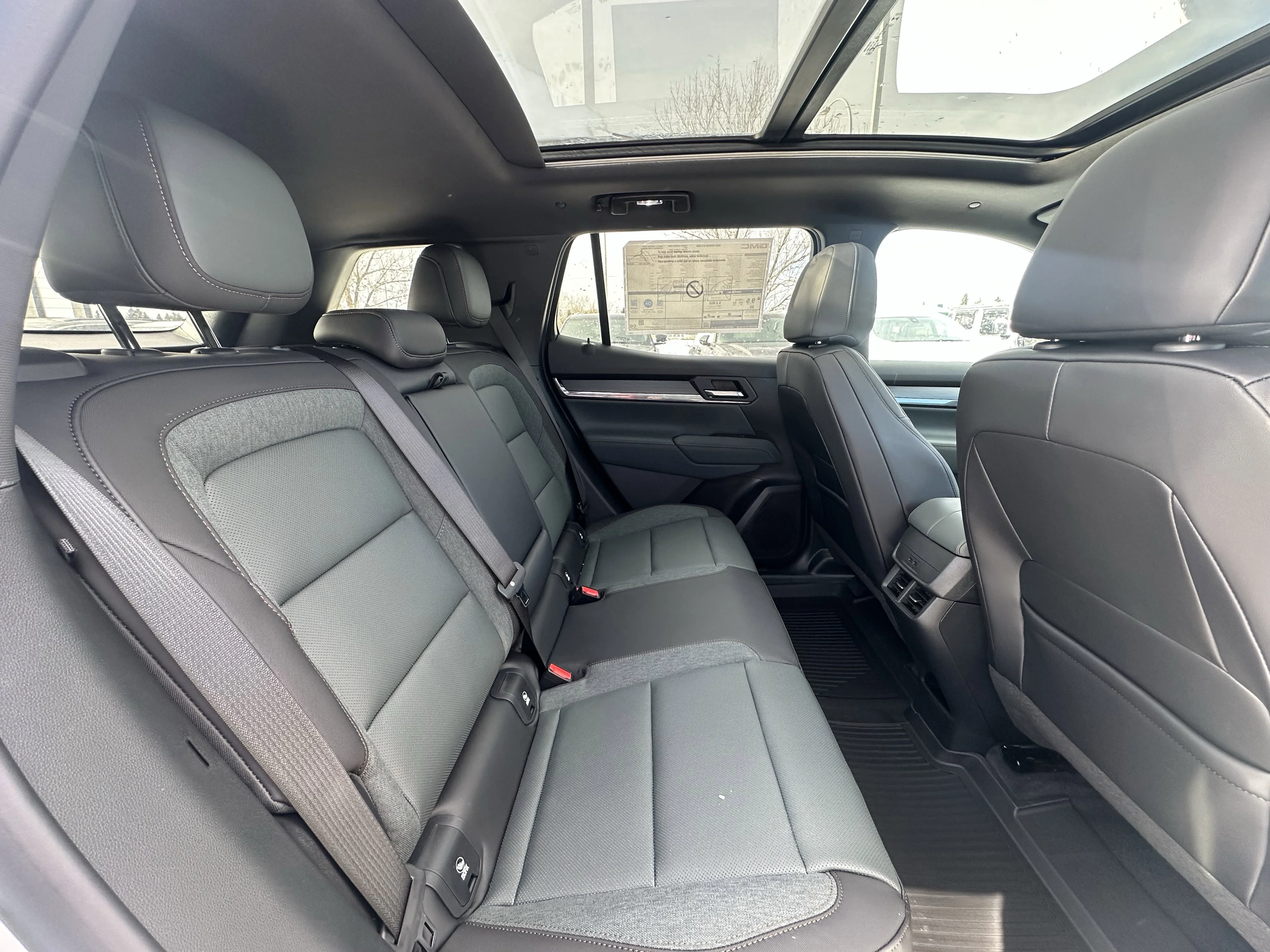 New 2026 Summit White GMC AWD AT4 image 22