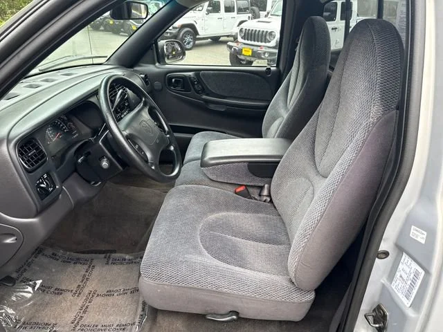 Used 1999 silver Dodge SLT image 14
