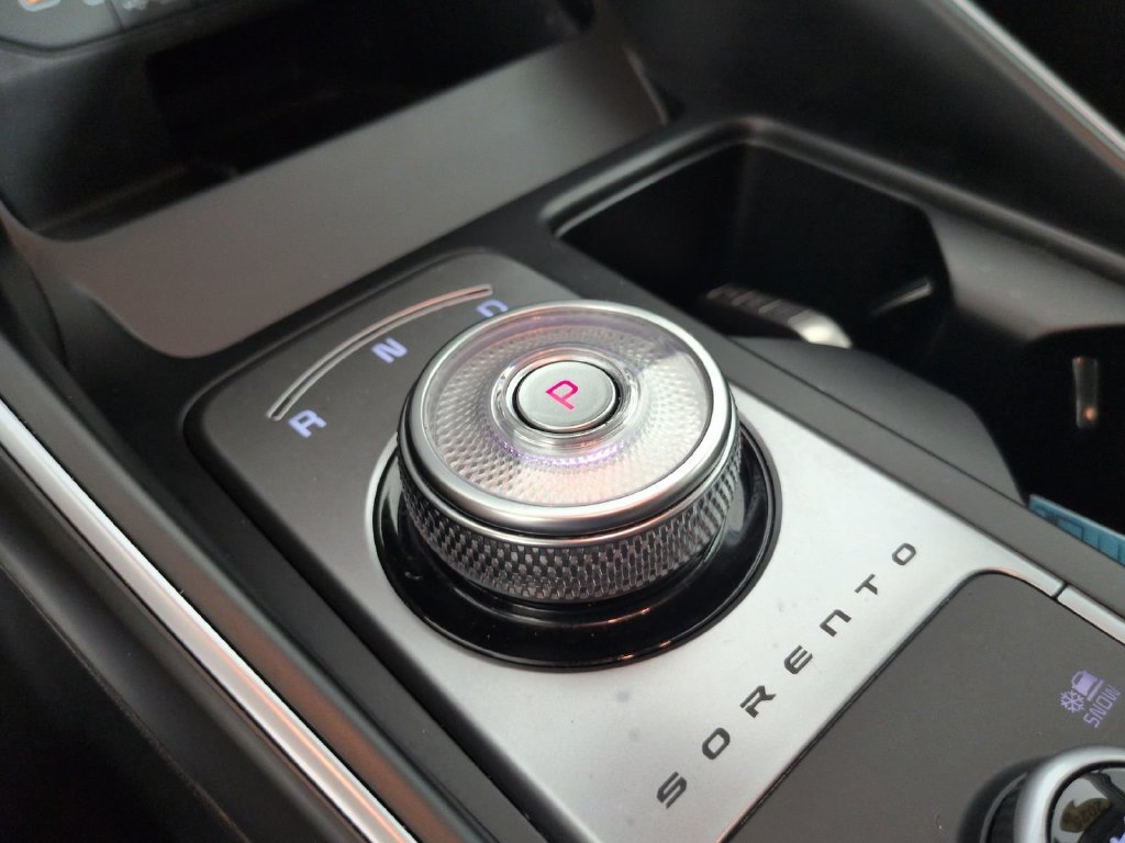 2025 Kia Sorento EX Hybrid - Photo 25