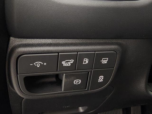 New 2026 White Hyundai SEL Premium 7P image 25