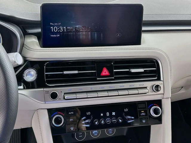 New 2025 Genesis G70 2.5T