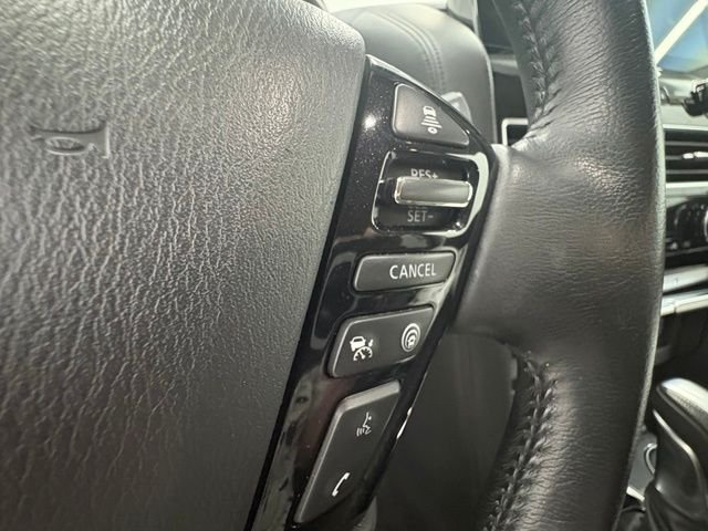 Used 2023 Gray Nissan SV image 18