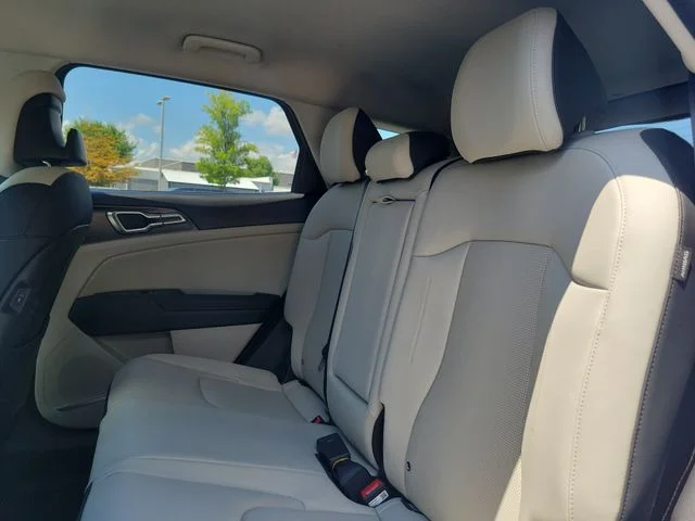 New 2027 Gravity Gray Kia EX image 9