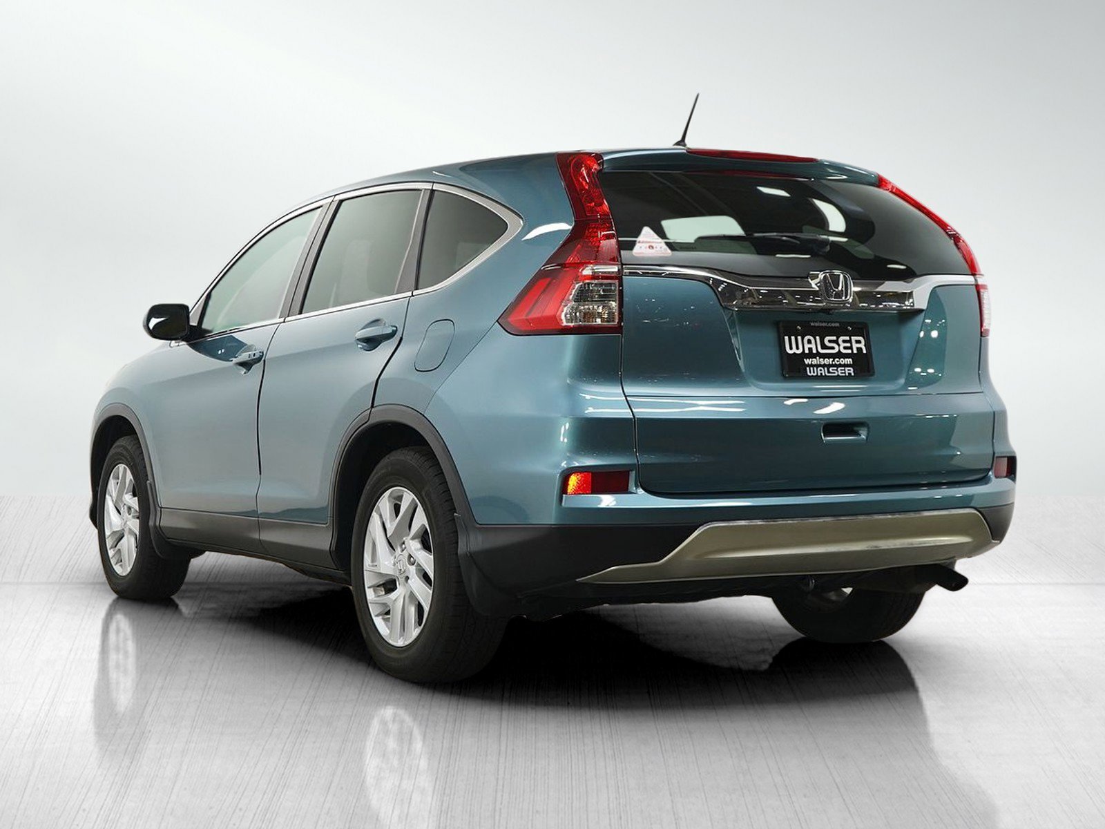 Used 2015 Honda CR-V EX with VIN 2HKRM3H5XFH532624 for sale in Minneapolis, Minnesota