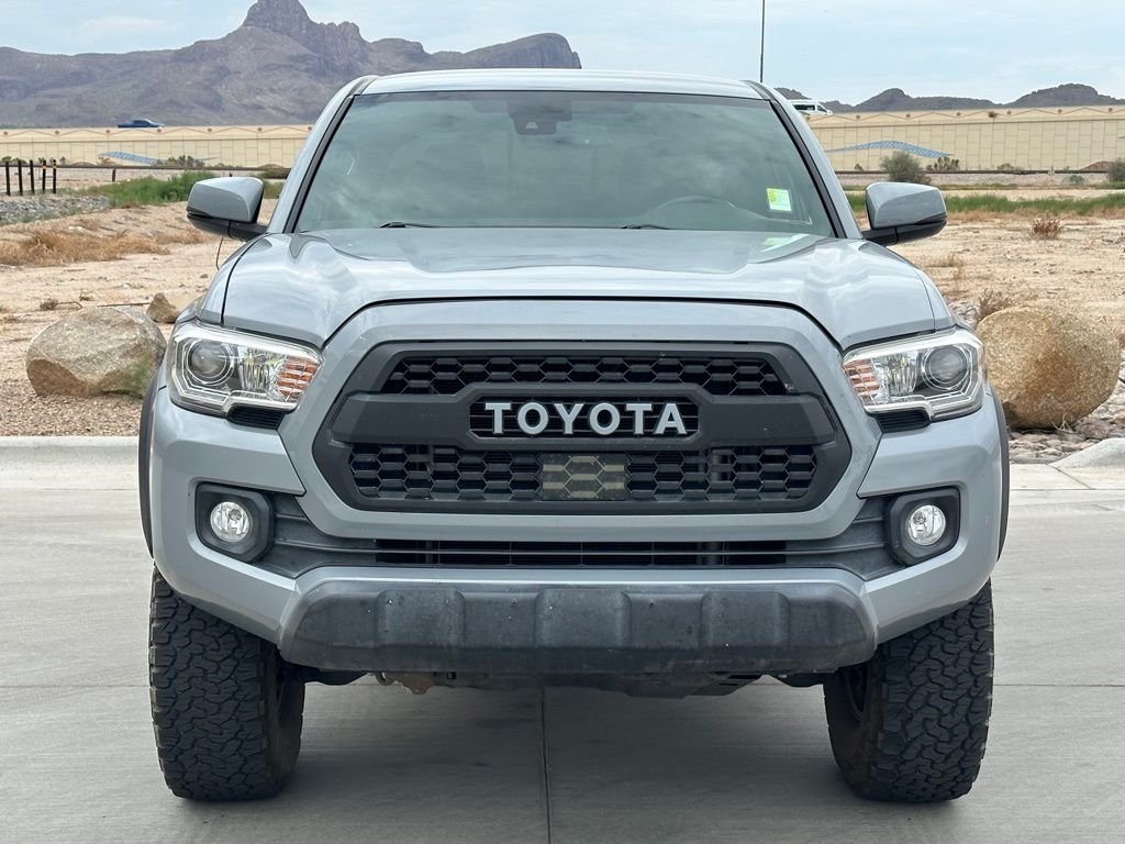 2021 Toyota Tacoma TRD Off-Road photo 3