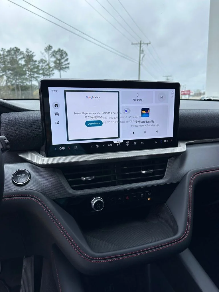 2026 Ford Explorer ST-Line - Photo 18
