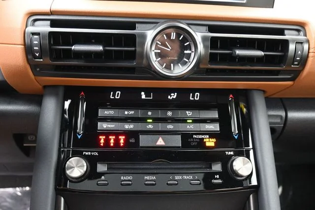 Used 2024 Silver Lexus 300 image 33