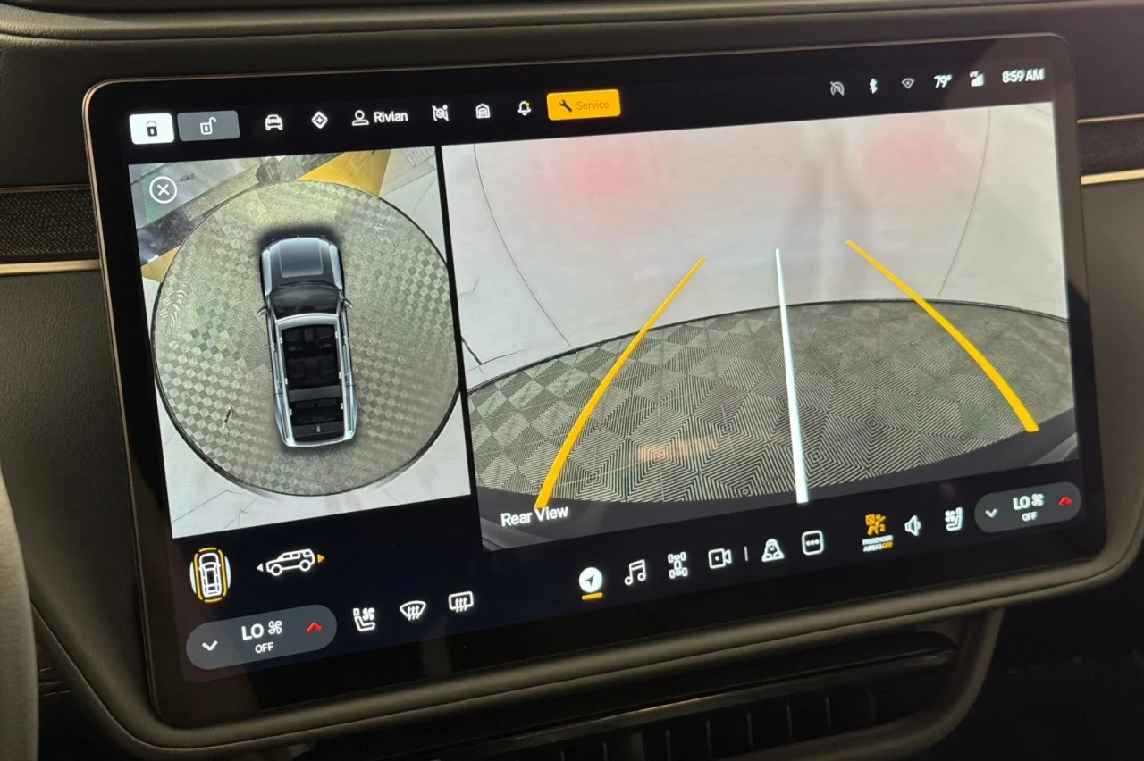 Used 2025 BLACK Rivian Adventure image 19