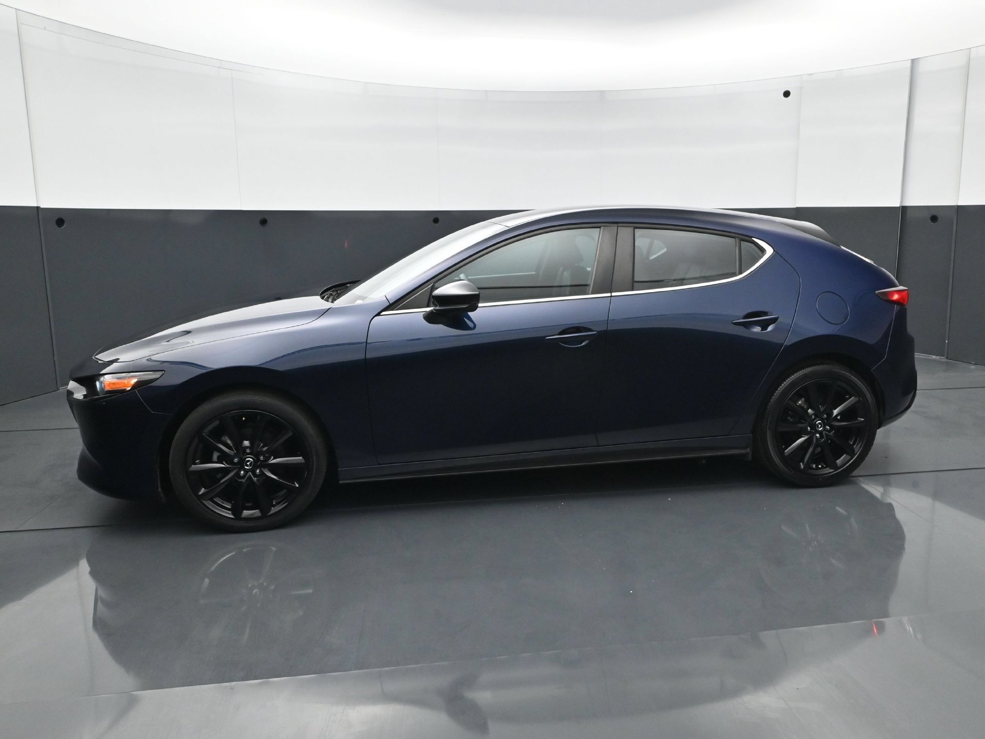Used 2024 Deep Crystal Blue Mica Mazda 2.5 S Select Sport image 4