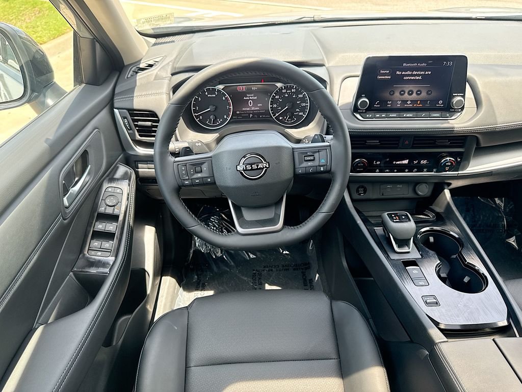Used 2026 Gray Nissan Dark Armor image 11