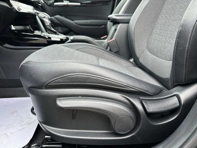 Used 2024 Black Kia X-Line image 16