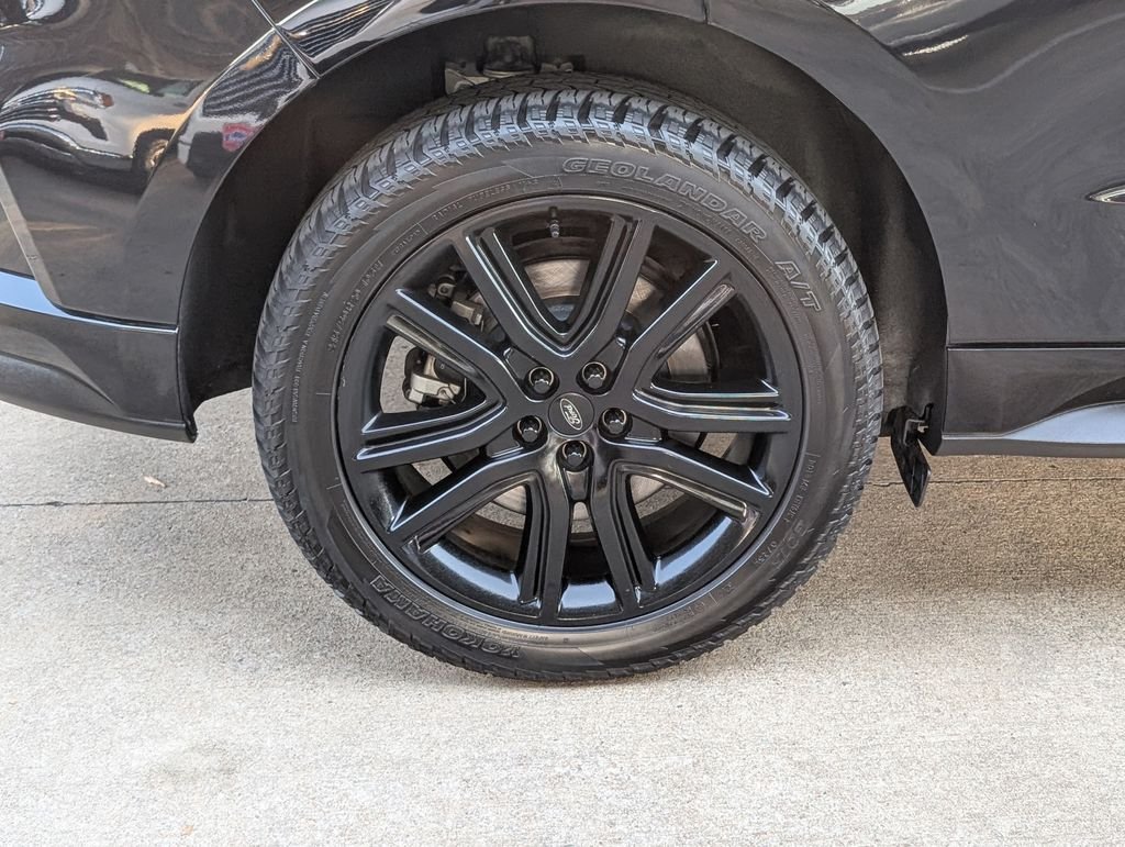 Used 2022 Black Ford ST-Line image 3
