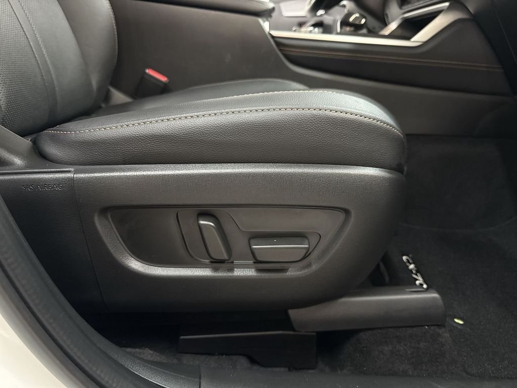 Used 2025 White Mazda 3.3 Turbo Premium image 19