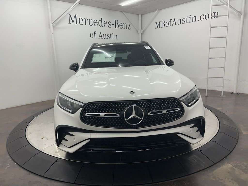 Used 2026 White Mercedes-Benz GLC 300 image 2