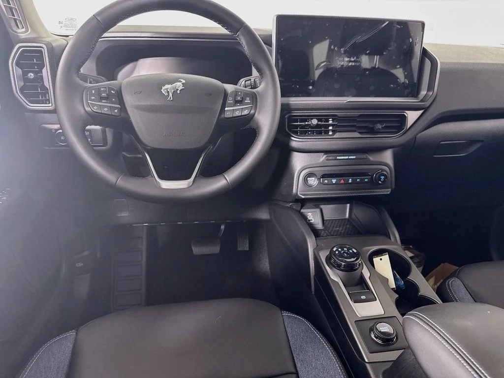 New 2026 Velocity Blue Metallic Ford Outer Banks® image 23