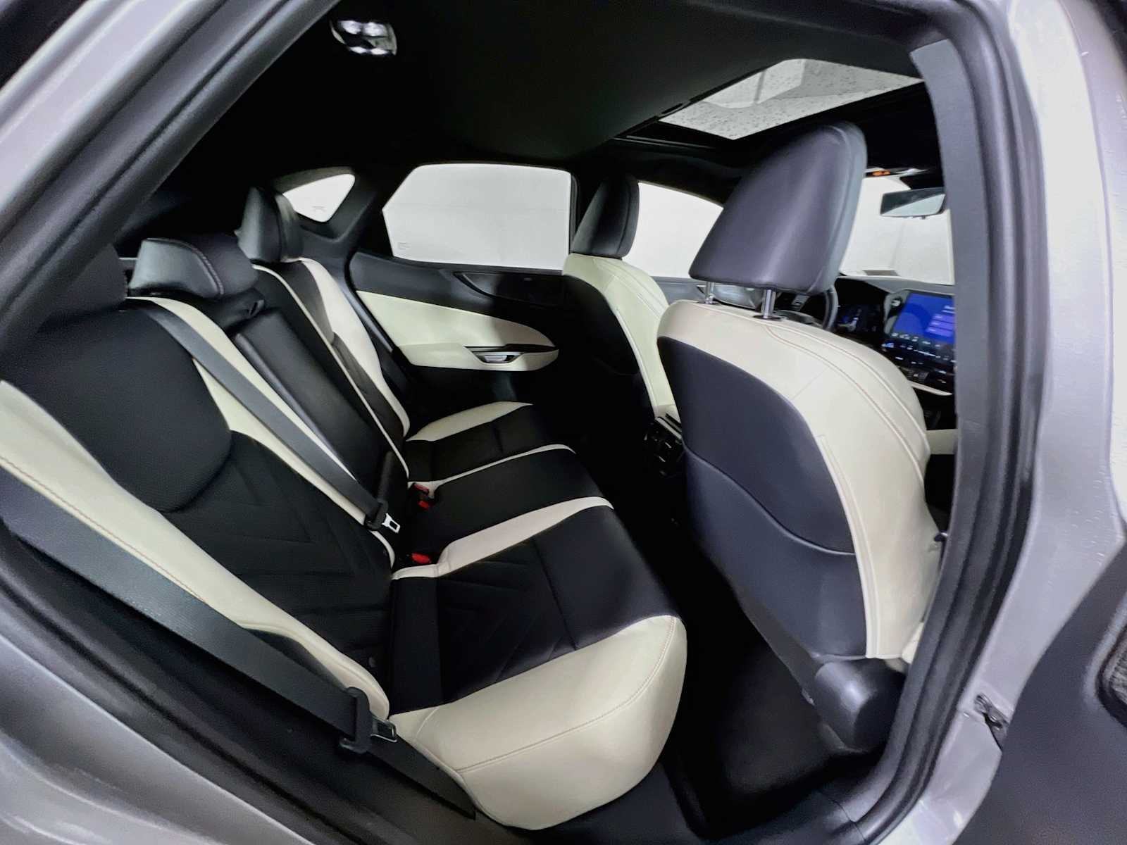 Used 2024 Atomic Silver Lexus Luxury image 28