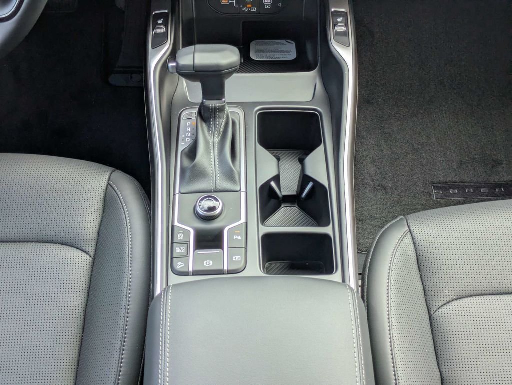 New 2026 Wolf Gray Kia S image 19