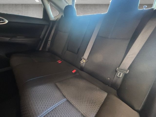Used 2018 White Nissan SR image 23