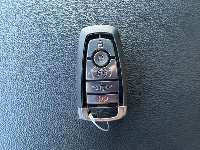 Certified Used 2025 Gray Ford Lariat image 29