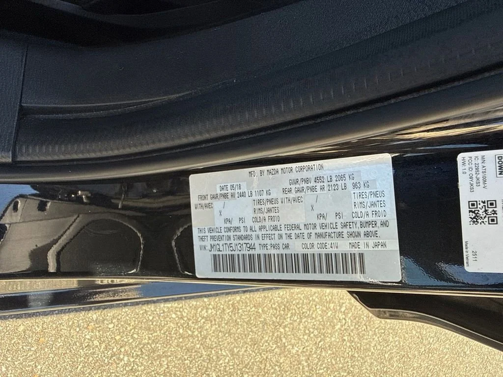 Used 2018  Mazda Grand Touring image 28