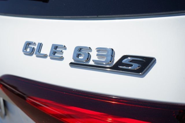 New 2026 MANUFAKTUR Moonlight White Metallic Mercedes-Benz AMG® GLE 63 S 4MATIC+ SUV image 15