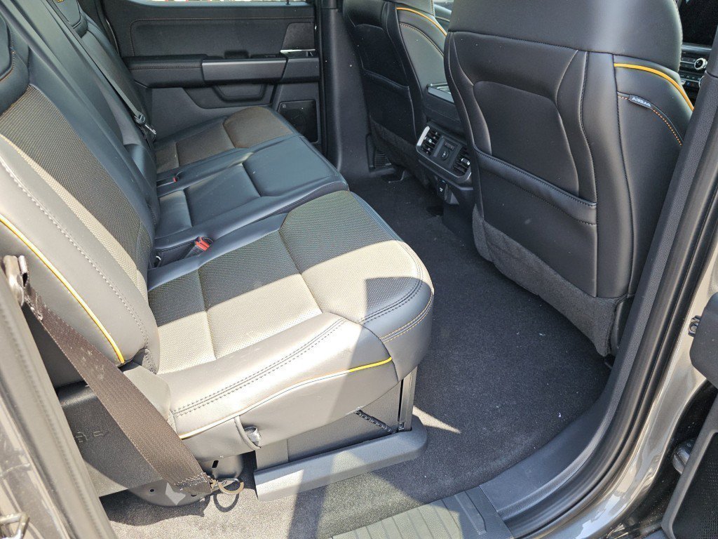 New 2026 Carbonized Gray Metallic Ford Tremor image 5