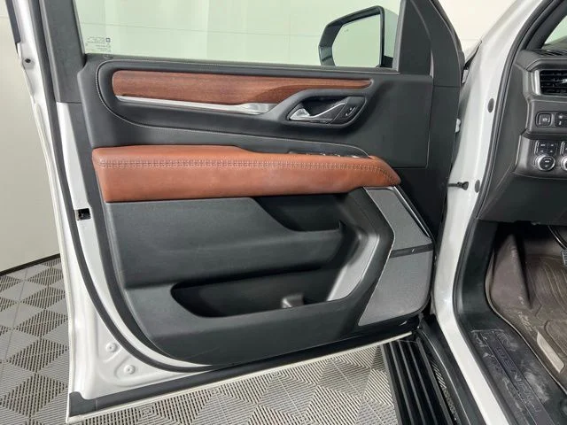 Used 2023 White GMC Denali Ultimate image 14