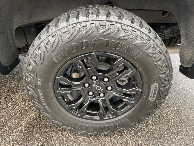 2024 Chevrolet Silverado 1500 ZR2 - Photo 11