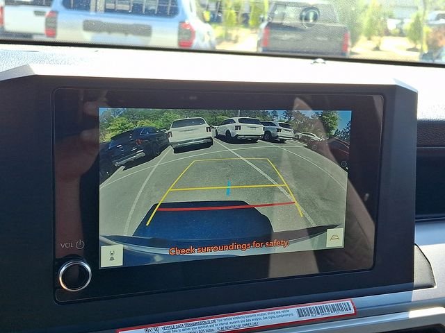 Used 2025 White Toyota SR5 image 22