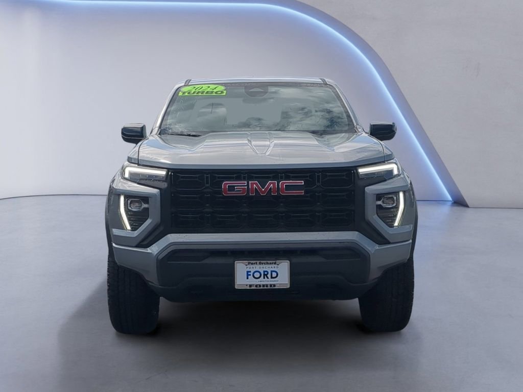 Used 2024 Silver GMC Elevation image 7