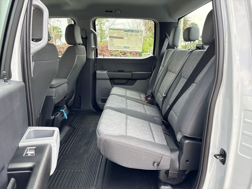 New 2026 White Ford XL image 29