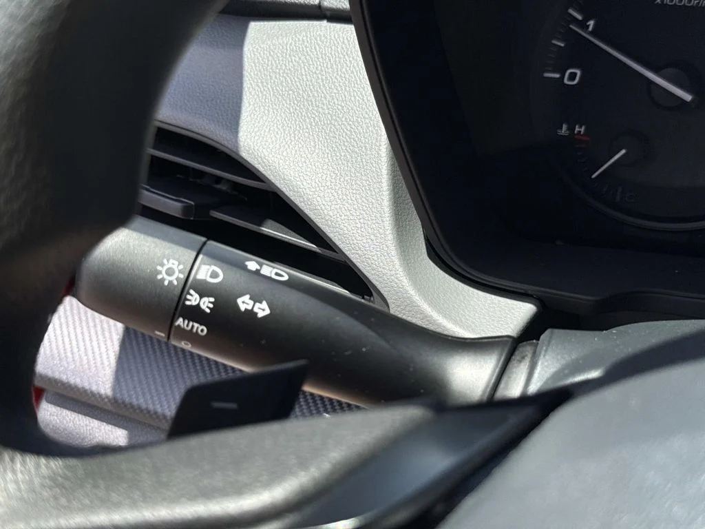 New 2026 LITHIUM RED PEARL Subaru Base image 37