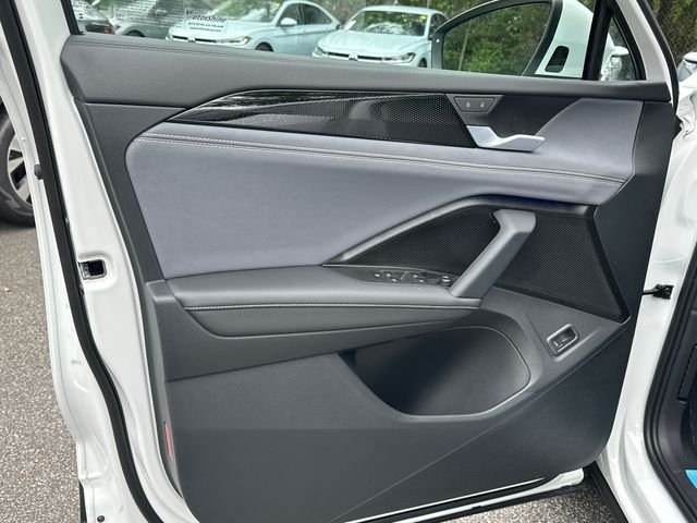 New 2026 Pure White Volkswagen 2.0T SE image 10
