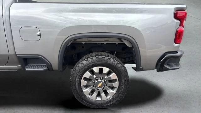 Used 2025 Gray Chevrolet Custom image 34