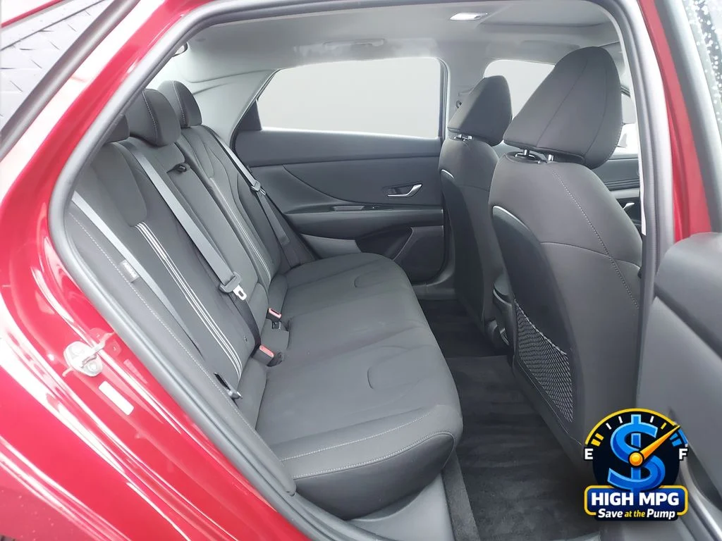 Used 2024 Red Hyundai SEL image 23