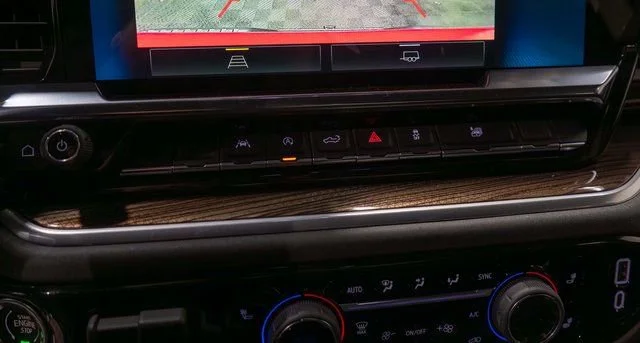 New 2026 Red Hot Chevrolet LT (2FL) image 22