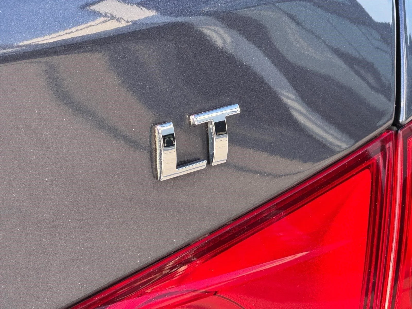 Used 2013 Blue Topaz Metallic Chevrolet 1LT image 5