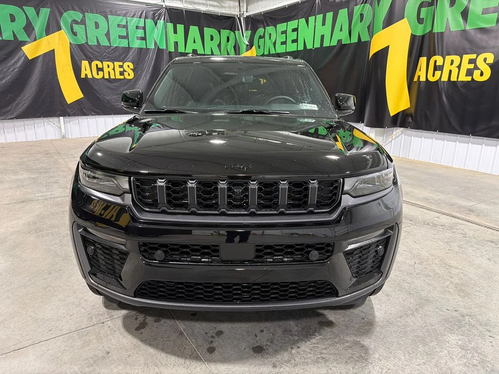 New 2026 Diamond Black Crystal Pearl-Coat Exterior Paint Jeep 85th Anniversary Edition image 12