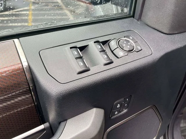 Used 2018  Ford Raptor image 19