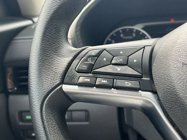 Used 2025 Black Nissan SV image 27